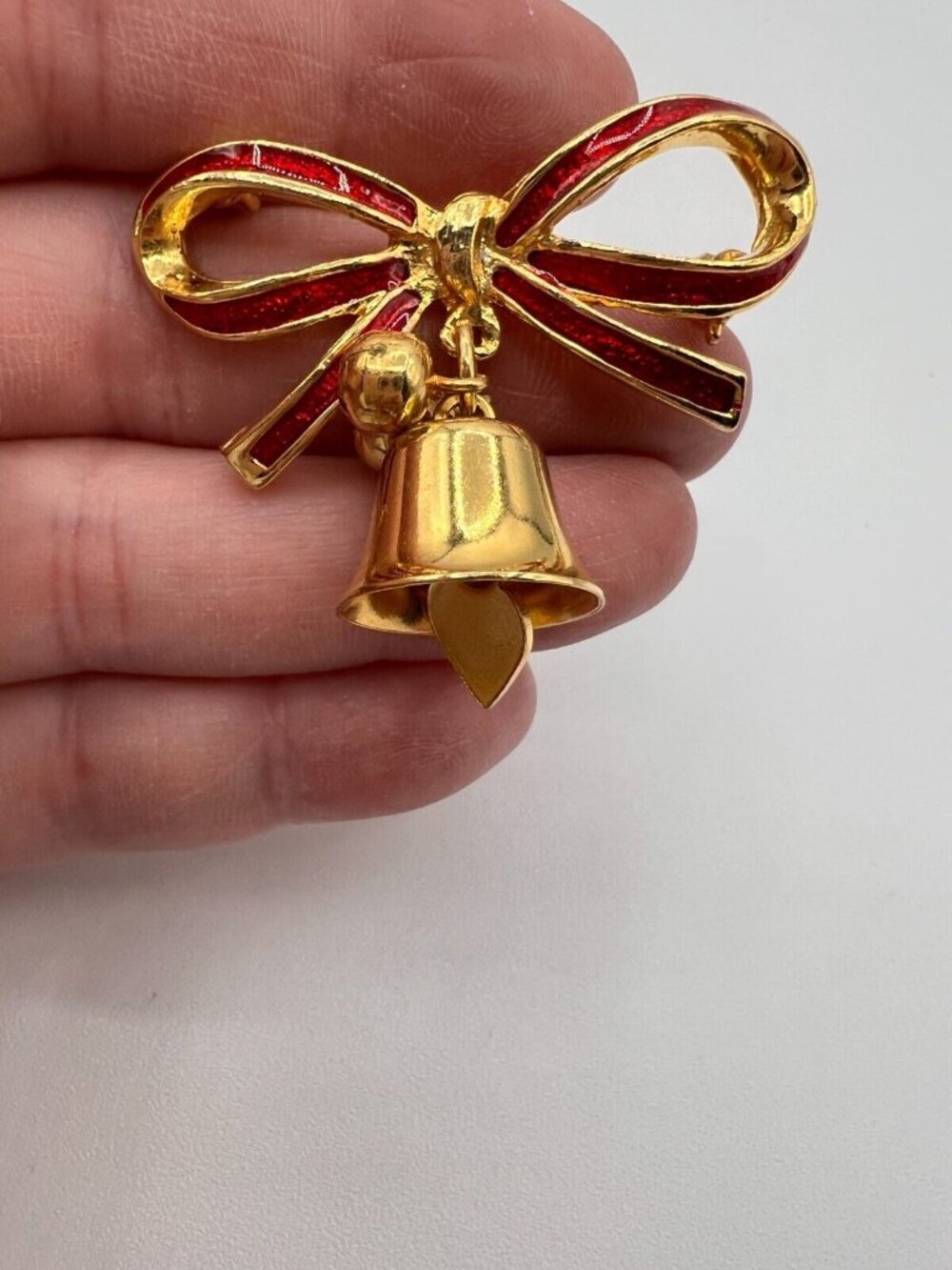Vintage Christmas Brooches Pins Set of 13 Metal Stone Plastic Unsigned - Picture 12 of 16